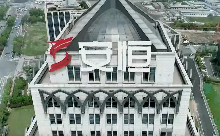 高校纪录片图片