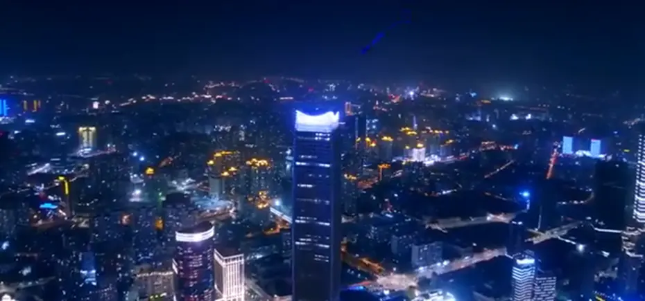 自制3d全息投影原理是什么？3D全息投影的自制原理探究