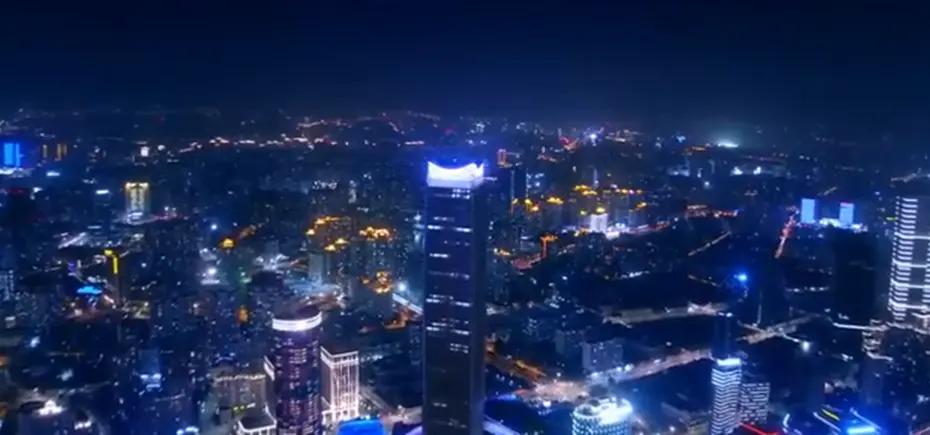 旋转全息投影原理是什么样的？旋转全息成像技术的工作原理是怎样的？